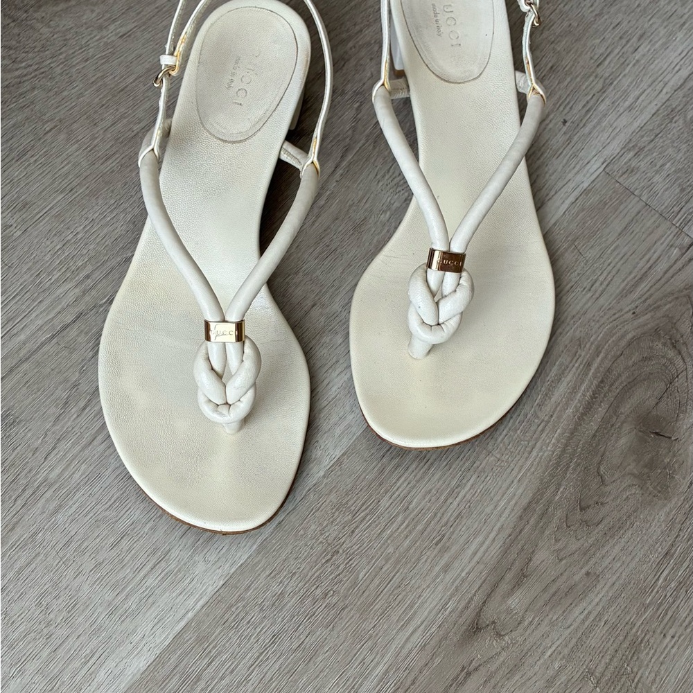 Gucci White Sandals Minimalist Design
